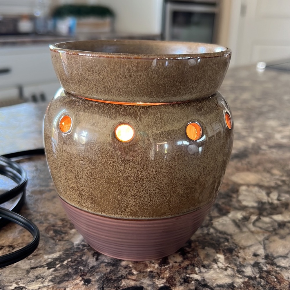 Scentsy Limestone Warmer